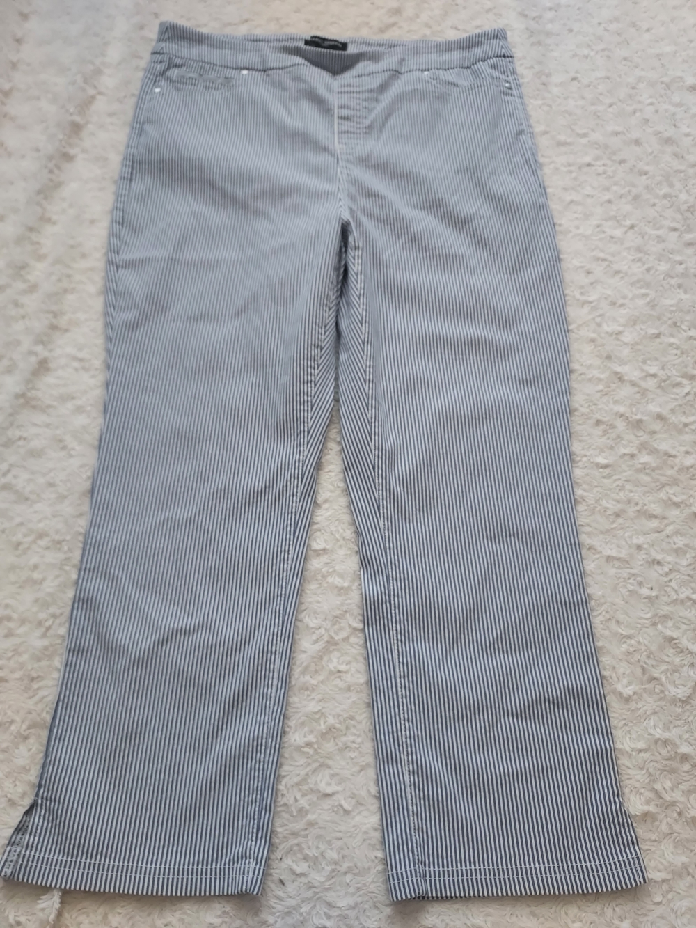 Mario Serrani Stretch Blue & White Seersucker Capris Large Travel Resort Comfort